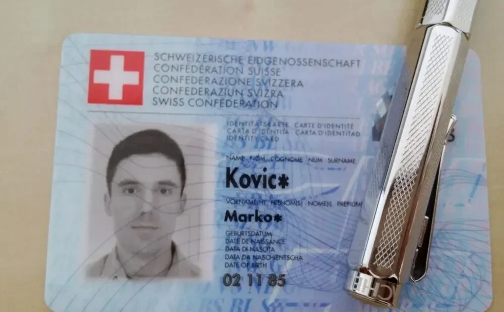 You are currently viewing Swiss Identity Card